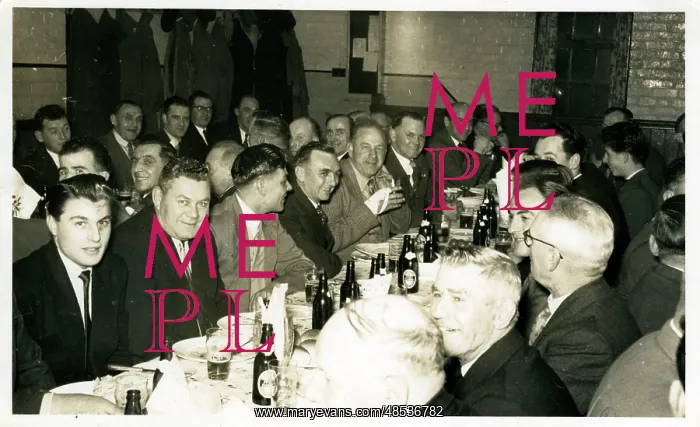 : Ind Coupe Brewery Double Diamond Being Enjoyed : Ind Coupe Brewery Double Diamond Being Enjoyed