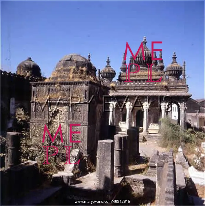  : INDIA / JUNAGADH 1994