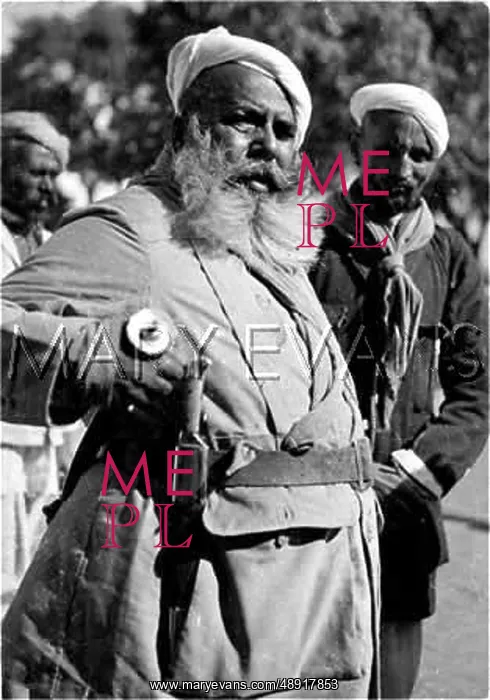 : INDIAN HUNTSMEN 1930S : INDIAN HUNTSMEN 1930S