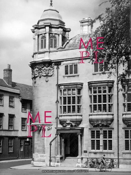 : THE INDIAN INSTITUTE : THE INDIAN INSTITUTE