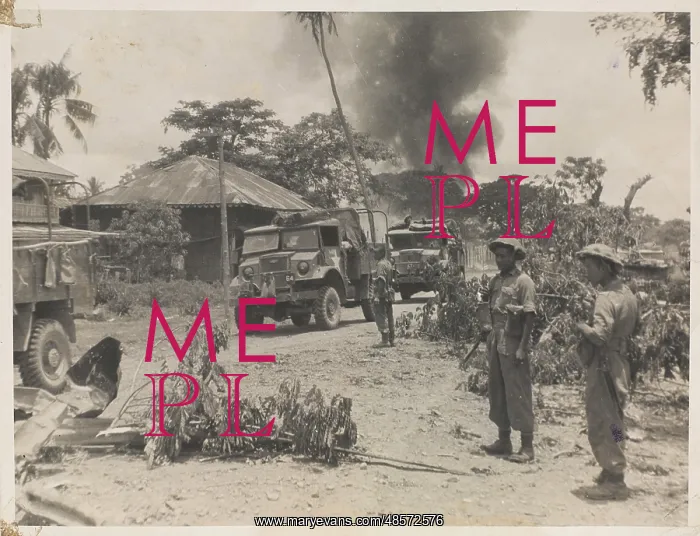 : Indian troops of the 17th Division in Payagyi : Indian troops of the 17th Division in Payagyi