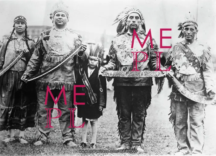 : Indians at the border : Indians at the border