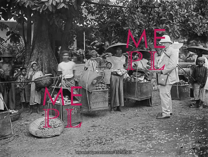 : Indonesia - Tourists around 1913 : Indonesia - Tourists around 1913
