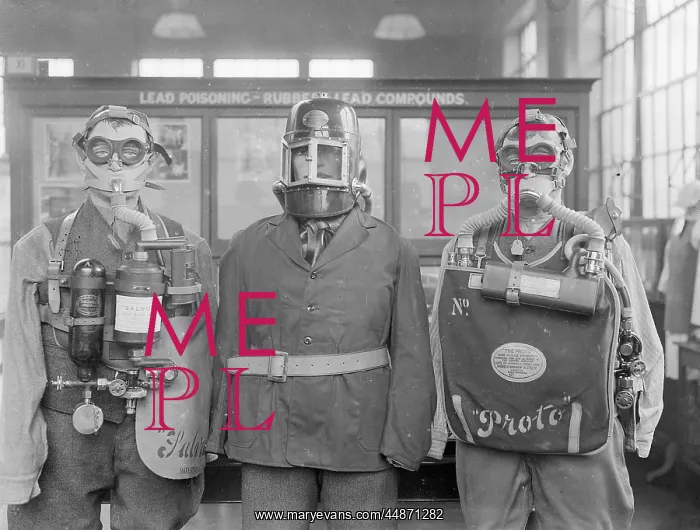 : Industrial Gas Masks : Industrial Gas Masks