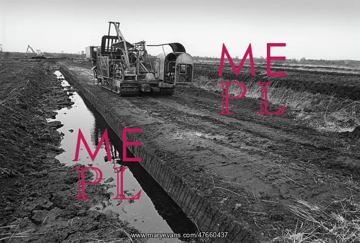: Industrial peat cutting : Industrial peat cutting