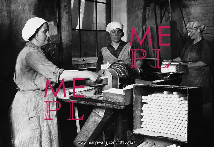 : Industrial workers in the candle industry, 1928 : Industrial workers in the candle industry, 1928