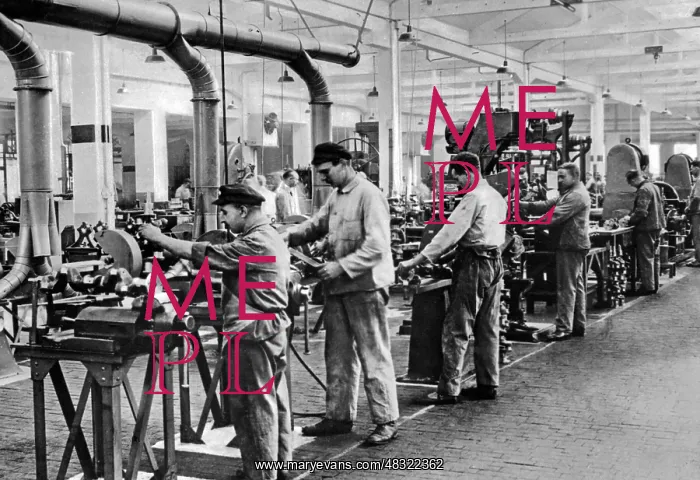 : Industrial workers in Germany, 1930s : Industrial workers in Germany, 1930s