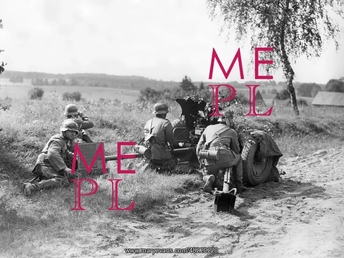 : Infantrymen during an exercise with gun, 1938 : Infantrymen during an exercise with gun, 1938