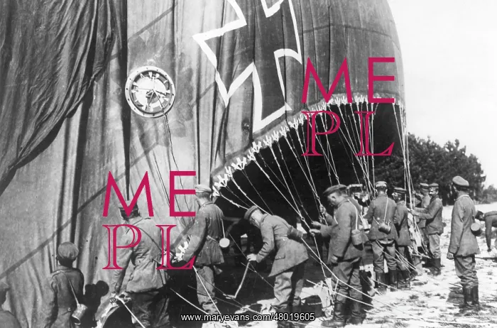 : Inflating German observation balloon, Western Front, WW1 : Inflating German observation balloon, Western Front, WW1