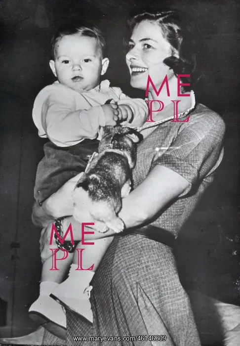 : Ingrid Bergman, actress, with her son Robertino : Ingrid Bergman, actress, with her son Robertino