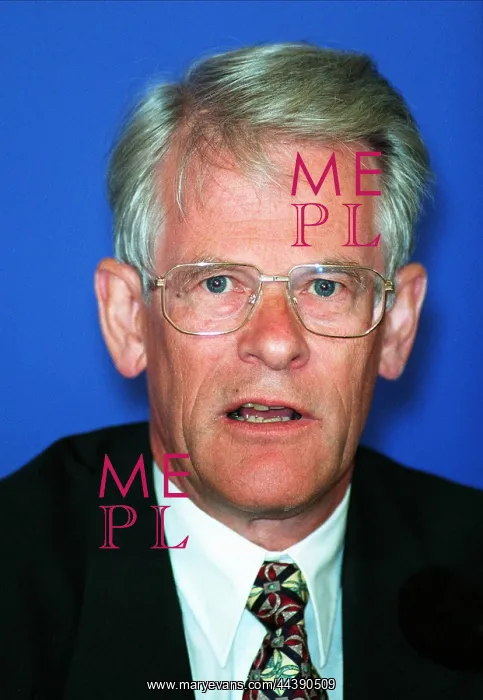  : Ingvar Carlsson