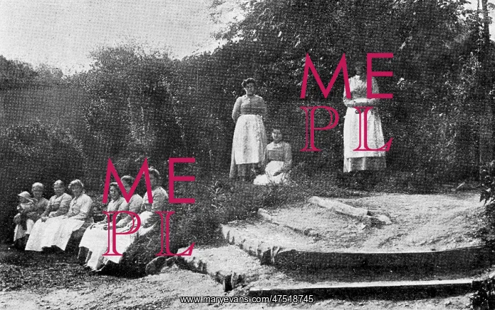 : Inmates in grounds, Inebriates Reformatory, Lewes, Sussex : Inmates in grounds, Inebriates Reformatory, Lewes, Sussex