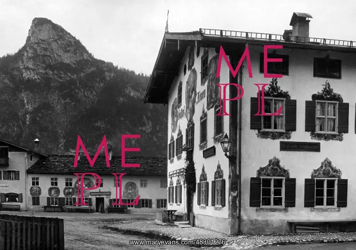 : Inn in Oberammergau, around 1900 : Inn in Oberammergau, around 1900