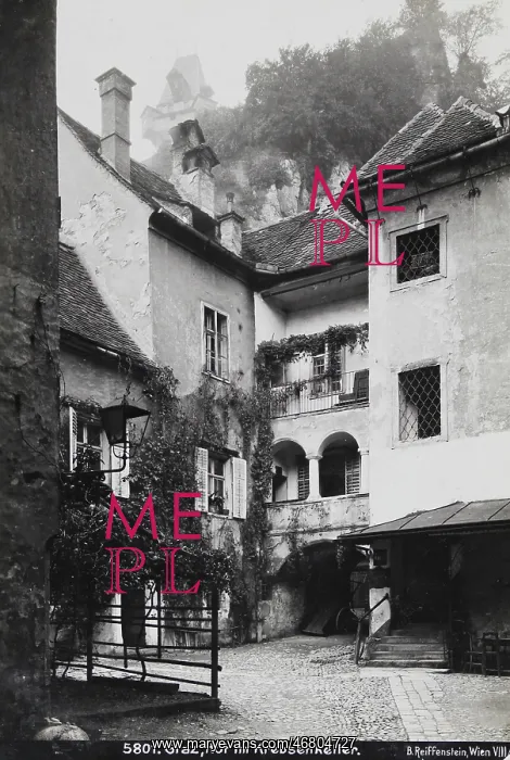 : Inner courtyard of Krebsenkeller in Graz : Inner courtyard of Krebsenkeller in Graz
