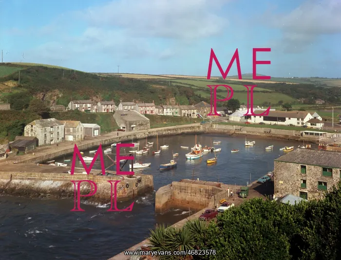 : The inner harbour, Porthleven : The inner harbour, Porthleven