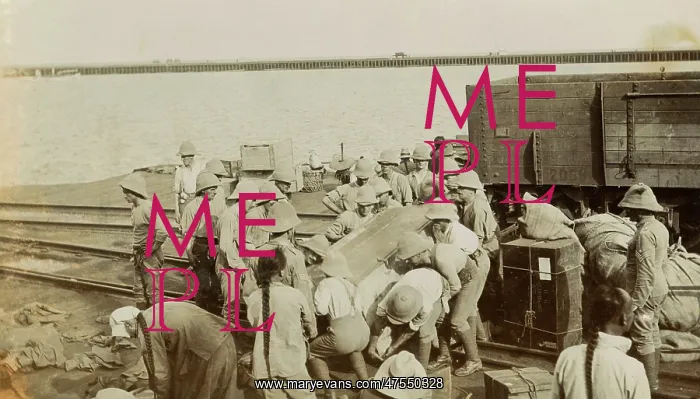 : Inniskillings in transit : Inniskillings in transit