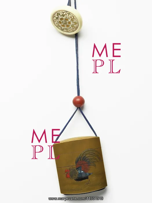 : Inro with fighting cocks, attached to a netsuke and an ojime : Inro with fighting cocks, attached to a netsuke and an ojime