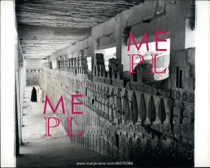 : Inside the ancient ruins of Persepolis : Inside the ancient ruins of Persepolis