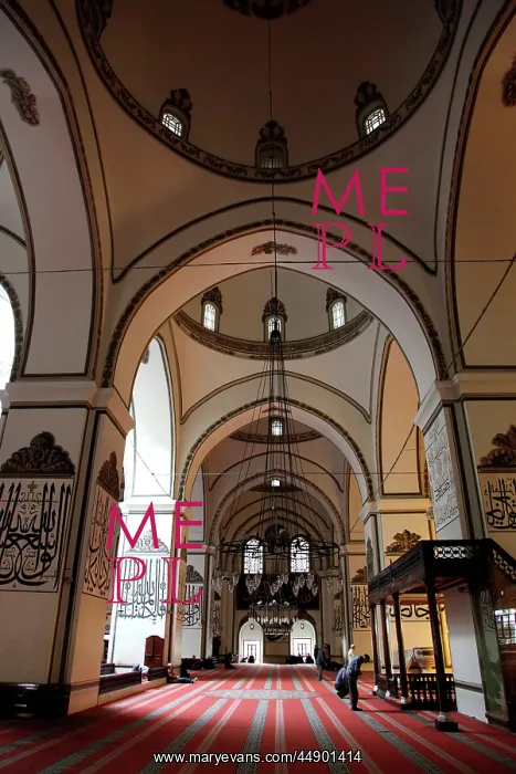 : Inside of the Grand Mosque - Ulu Cami in Bursa, Turkey : Inside of the Grand Mosque - Ulu Cami in Bursa, Turkey
