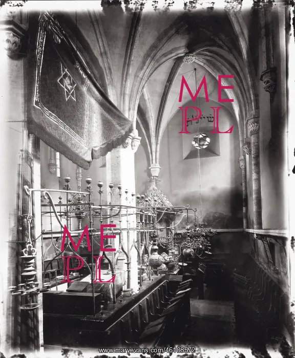 : Inside view of old Prague Pinkas Synagogue : Inside view of old Prague Pinkas Synagogue