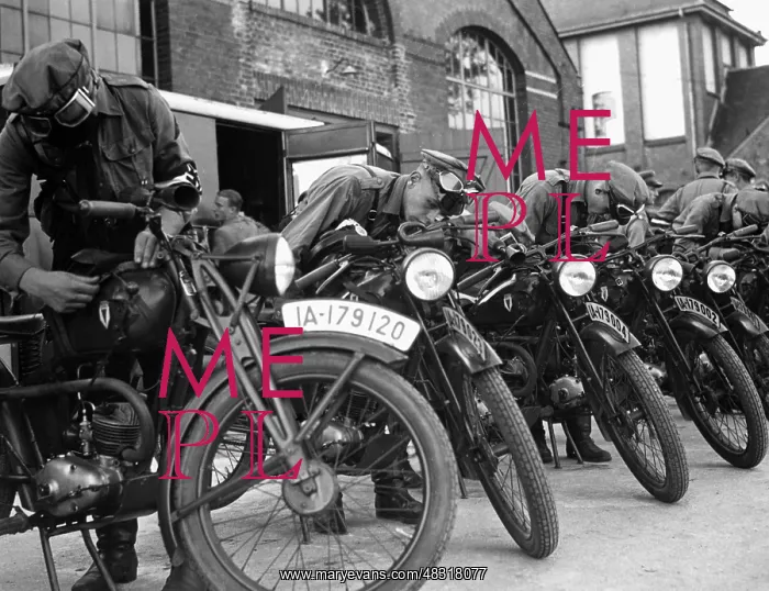 : Inspection of motorcycles, 1937 : Inspection of motorcycles, 1937