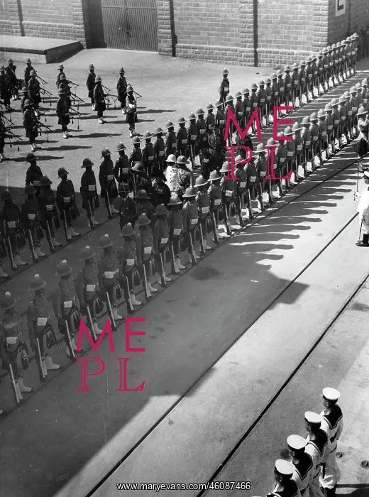 : Inspection of the troops : Inspection of the troops