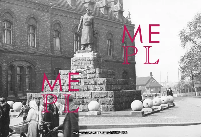 : The Insurgents Monument in Chorzow : The Insurgents Monument in Chorzow