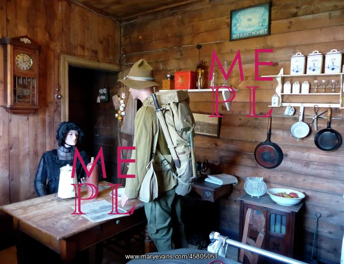 : Interior American Barrack, Passchendael Memorial Museum : Interior American Barrack, Passchendael Memorial Museum