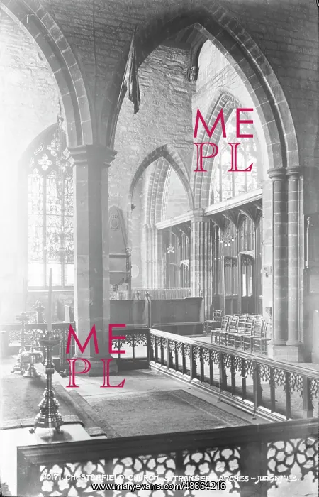 : Interior of Chesterfield Church - Transcept Arches : Interior of Chesterfield Church - Transcept Arches
