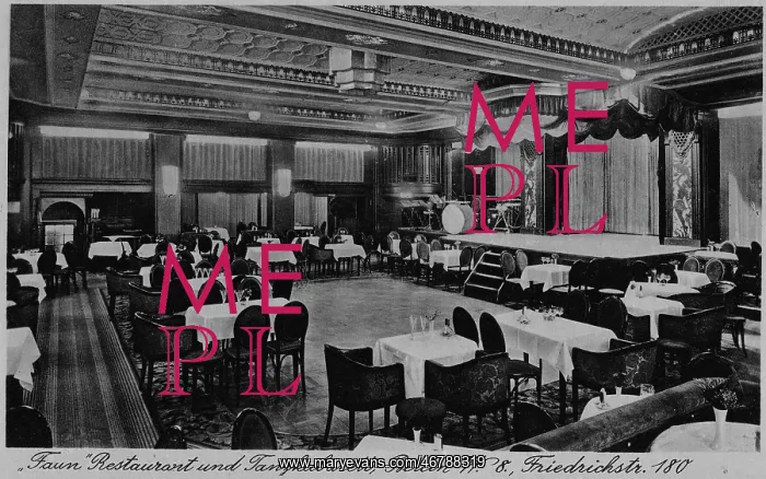 : The interior of the Faun Restaurant, Berlin : The interior of the Faun Restaurant, Berlin
