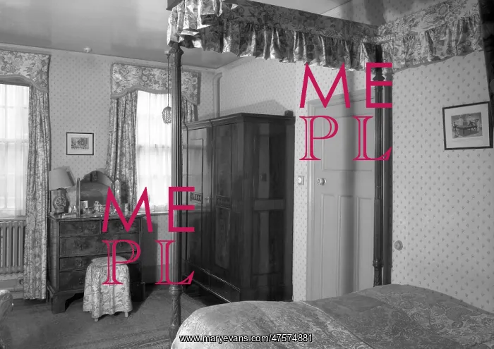  : Interior of Louis Kentner's house