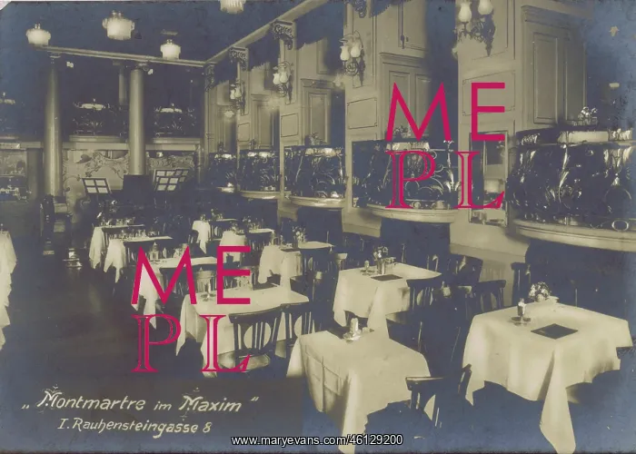 : The interior of Maxim's nightspot in Vienna, 1920s : The interior of Maxim's nightspot in Vienna, 1920s