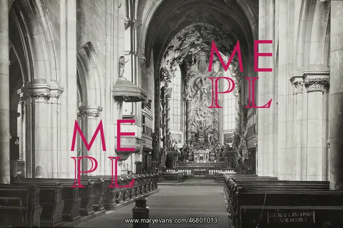 : Interior of the Michaelerkirche in Vienna : Interior of the Michaelerkirche in Vienna