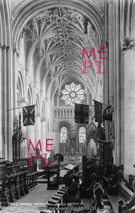: Interior of Oxford Cathedral : Interior of Oxford Cathedral