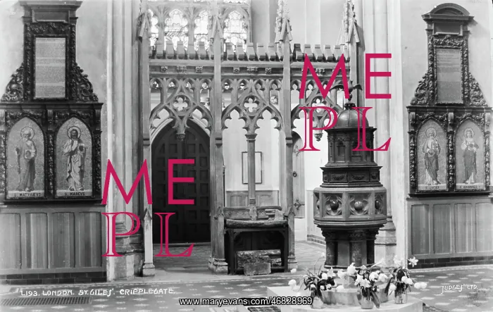 : Interior of St. Giles Church, Cripplegate : Interior of St. Giles Church, Cripplegate