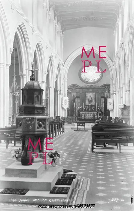 : Interior of St. Giles Cripplegate Church : Interior of St. Giles Cripplegate Church