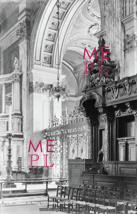 : Interior of St. Paul's Cathedral - Bishop's Throne : Interior of St. Paul's Cathedral - Bishop's Throne