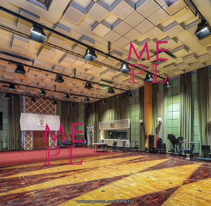 : Interior view of Studio 3 in Maida Vale Studios : Interior view of Studio 3 in Maida Vale Studios