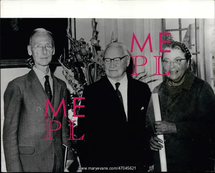 : International prize for modern alimentation : International prize for modern alimentation
