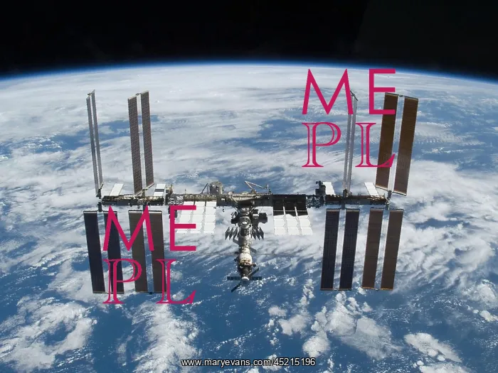 : International Space Station in 2009. Photo ? : International Space Station in 2009. Photo ?
