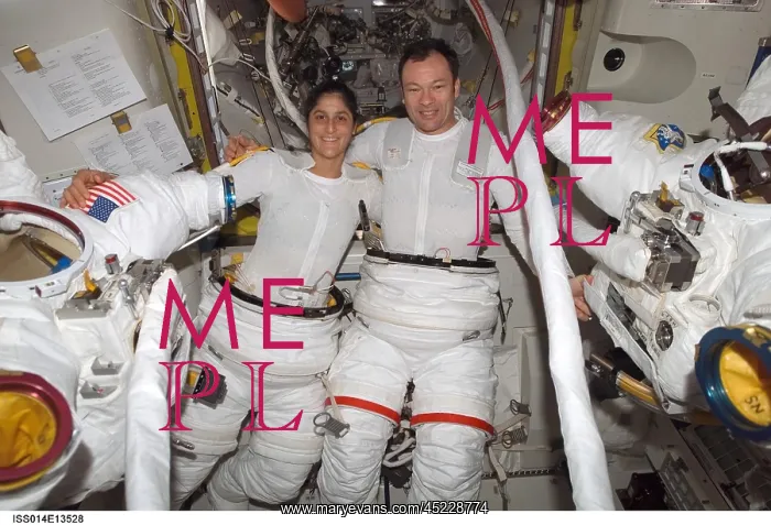 : International Space Station activity. Astronauts ? : International Space Station activity. Astronauts ?