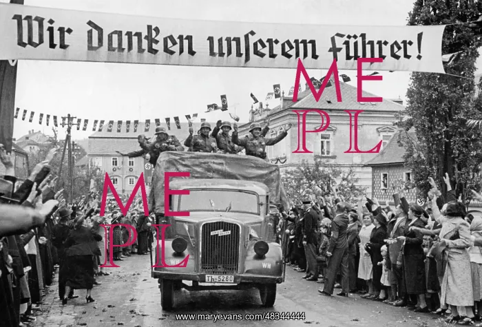 : Invasion of German troops in Hainspach, 1938 : Invasion of German troops in Hainspach, 1938
