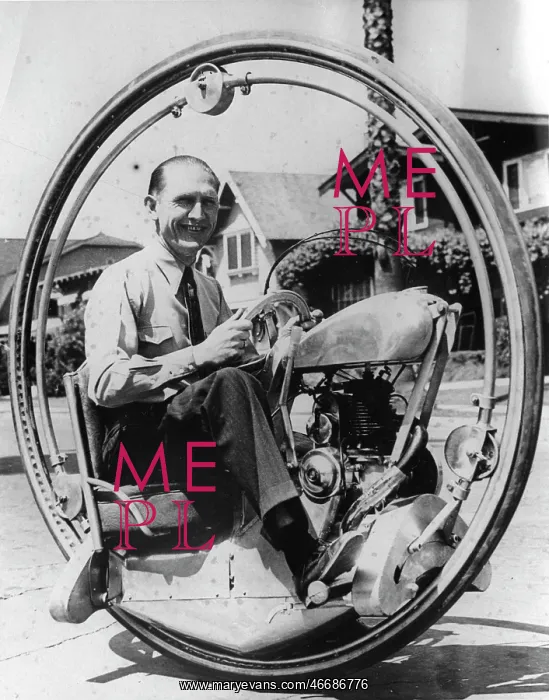 : Inventor Walter Nilsson with his strange : Inventor Walter Nilsson with his strange