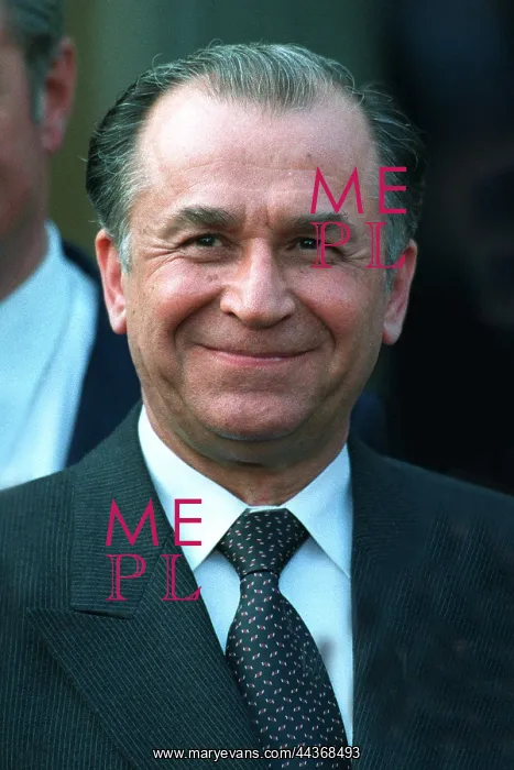  : Ion Iliescu