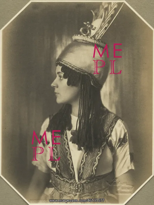 : Iphigenie Buchmann later wife of Camillo : Iphigenie Buchmann later wife of Camillo