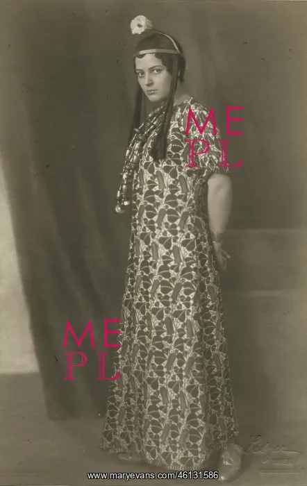 : Iphigenie Buchmann later wife of Camillo : Iphigenie Buchmann later wife of Camillo