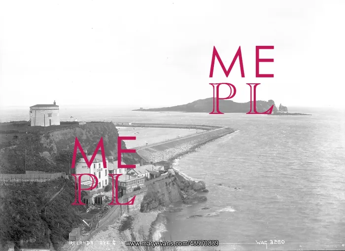 : Irelands Eye and Howth Harbour : Irelands Eye and Howth Harbour