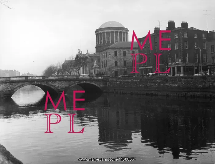 : IRISH LAW COURTS : IRISH LAW COURTS
