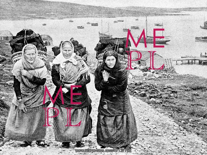 : Irish Peat Carriers early 1900s