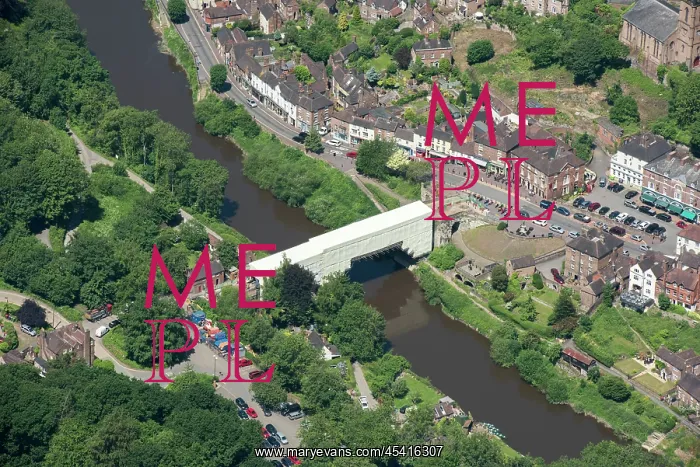 : The Iron Bridge undergoing restoration : The Iron Bridge undergoing restoration